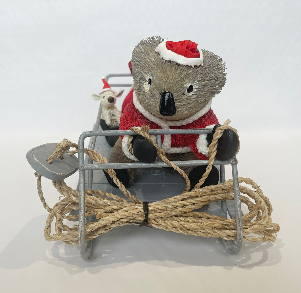 10-piece australian christmas scene with kangaroo and koala