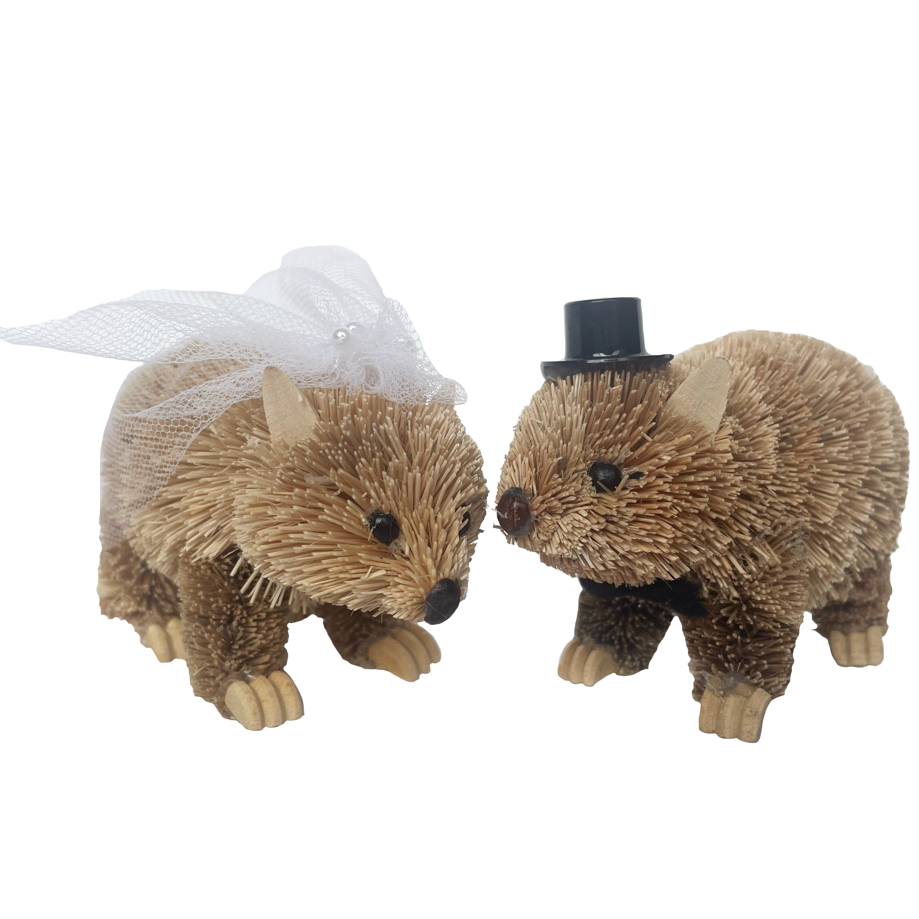 WEDDING CAKE TOPPER - BRIDE & GROOM - WOMBAT - AUSTRALIA, SOUVENIR, GIFT, HANDMADE, ANIMAL