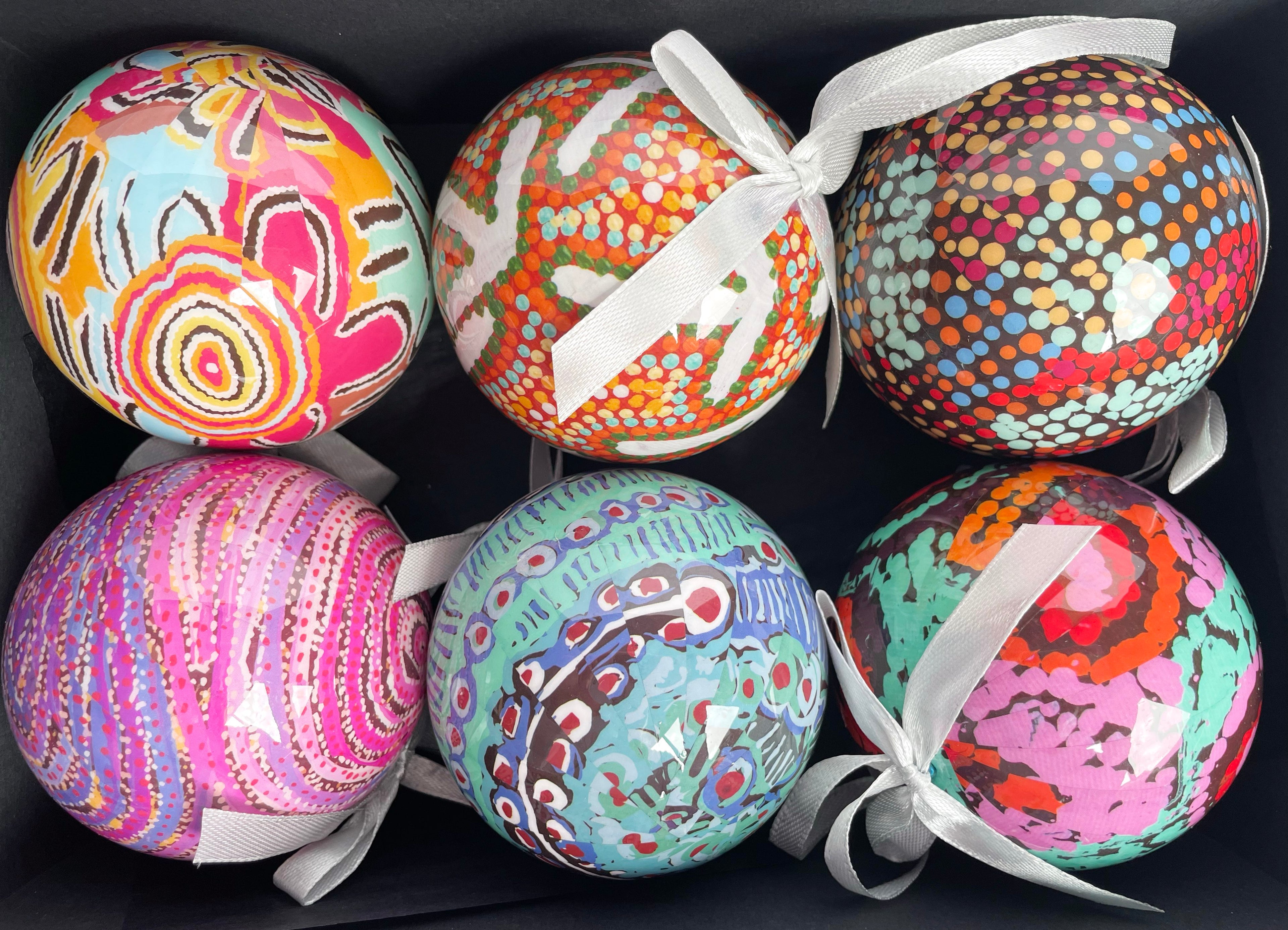 6 x CHRISTMAS BAUBLES -  HANGING, 80mmD - ABORIGINAL ART - WARLUKURLANGU - AUSTRALIA, INDIGENOUS, SOUVENIR, GIFT, XMAS TREE