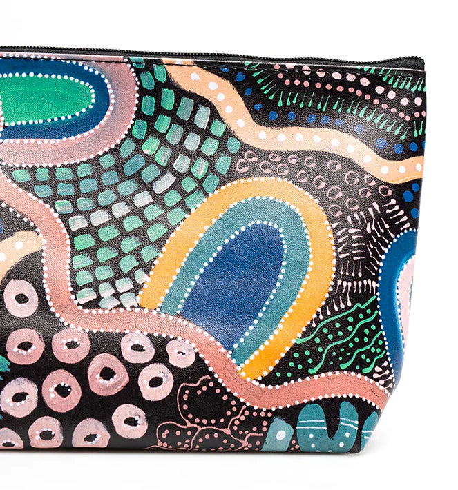 MAKEUP BAG, COSMETIC PURSE - ABORIGINAL ART - BY THE WATERHOLE - UTILITY CASE, PENCIL CASE - AUSTRALIA, INDIGENOUS, SOUVENIR, GIFT